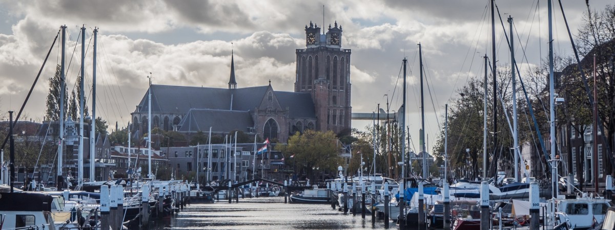 Historyczne miasto u zbiegu rzek i perełka holenderskiej architektury. Magiczny Dordrecht na weekend