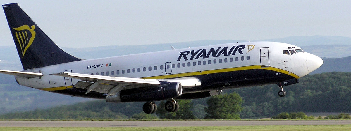 Wzrost podatku lotniczego w 2023 roku. Ryanair każe dopłacić pasażerom, którzy kupili bilety na rejs z Holandii