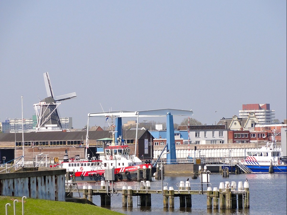 Delfzijl.